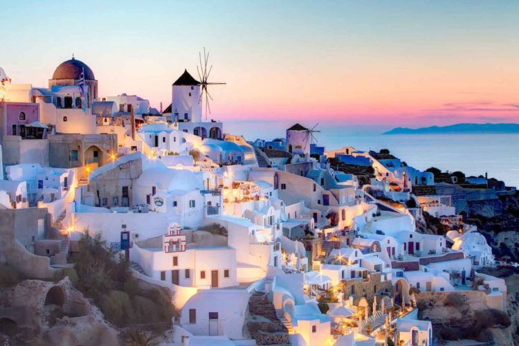  Aturan Bagi Pelancong Dunia, Agar Liburan Anda “Mulus” di Yunani