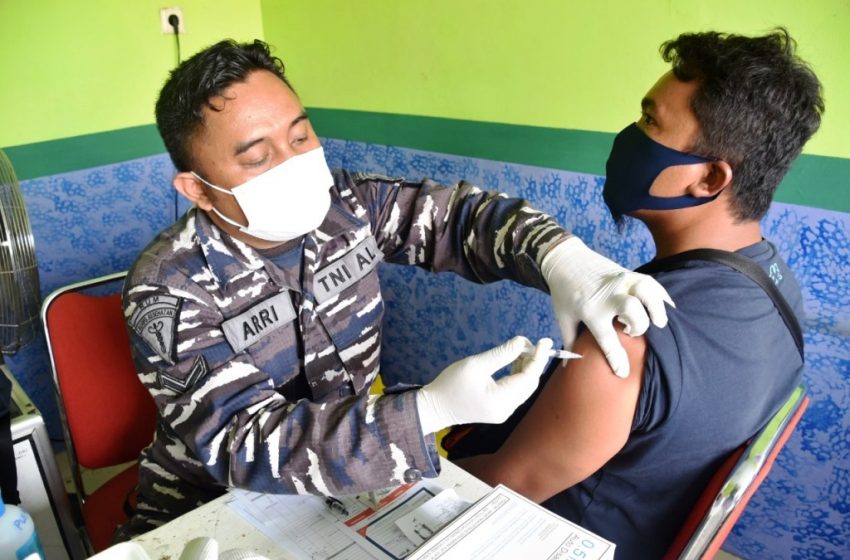  TNI AL Kembali Gelar Vaksinasi COVID-19, Sasar 300 Warga Cilincing, Jakarta, Utara