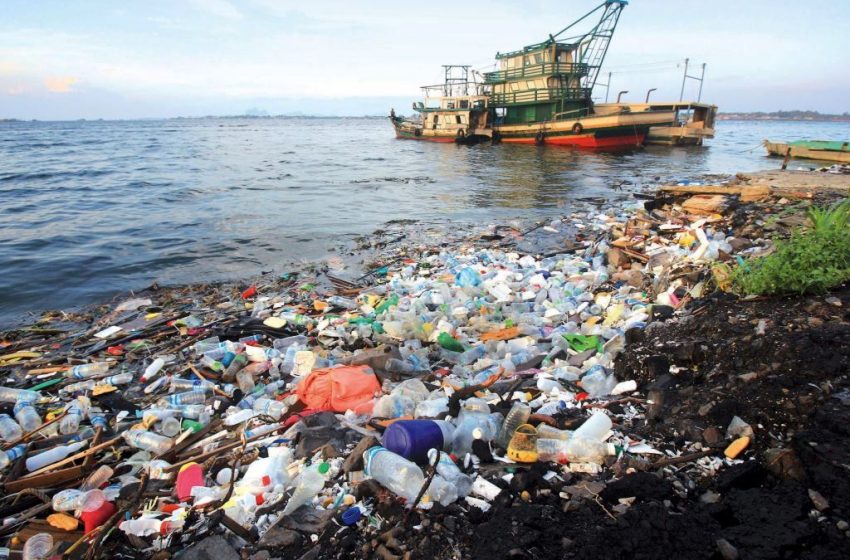  Laut Sumber Pendapatan Negara, Hentikan Buang Sampah ke Laut