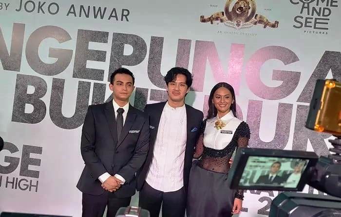 PENGEPUNGAN DI BUKIT DURI Jadi Film Action Dewasa Indonesia Terlaris Sepanjang Masa