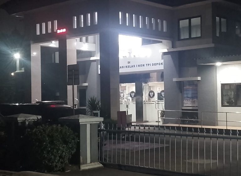  Kabar Mengejutkan ! WNA Inggris diduga gantung diri di kantor Imigrasi Depok