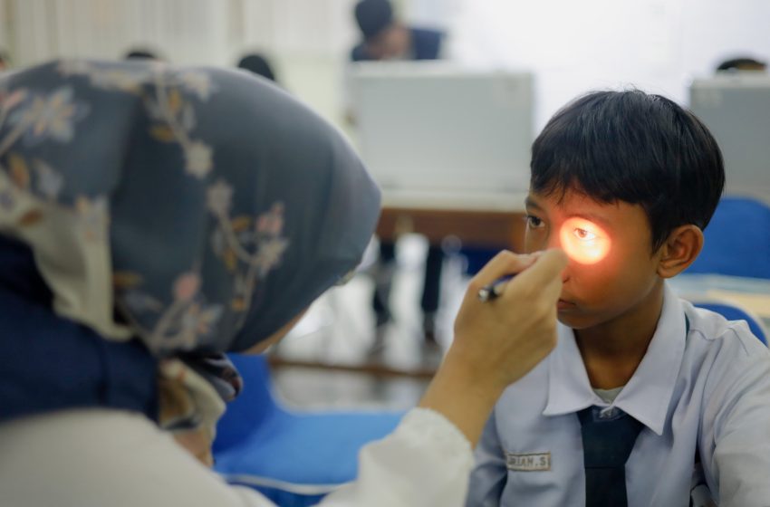  Teknologi Lensa Terkini Kendalikan Pertumbuhan Mata Minus